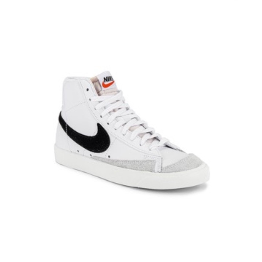 Nike Blazer Mid 77 W - White & Black